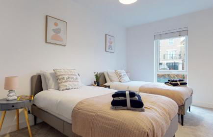 Luxury 2 Bed Apartment with Parking near London - Foto 38