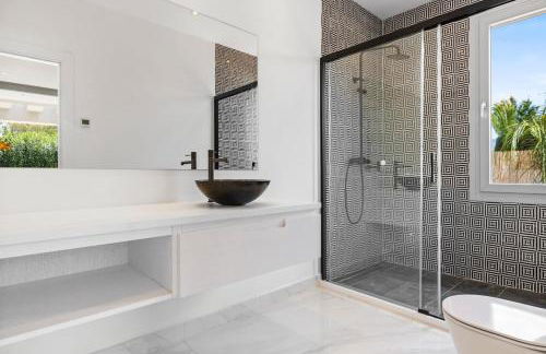 Villa Adelfa - Beachside Modern Villa in Marbella - Foto 32