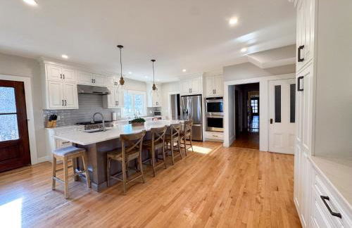 7BR Estate with Htd Pool Near Gillette, World Cup - Foto 16