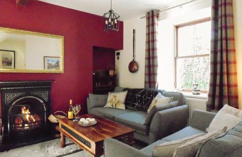 Newburgh C Listed Townhouse - Photo 1