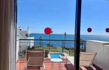 BEACHFRONT Penthouse Luxury - Photo 57