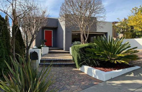 Luxurious Hillside Home wAC & Gorgeous SF Views! - Foto 1