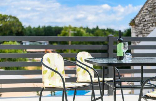 House Angela with private pool, private parking, wi-fi and fully fenced garden - WiiBuk - Foto 5