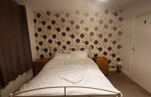 Curzon St - 4 Beds Sleeps 7 with Street Parking - Foto 10