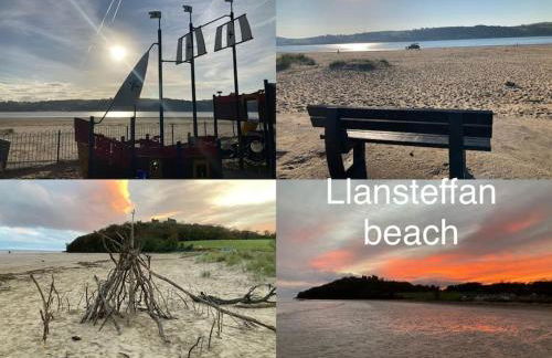 Caban Croeso-The Welcome Cabin, Holiday let, near Mansion House Llansteffan - Photo 29