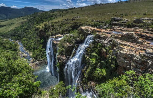 Log Cabin & Settlers Village - Photo 42