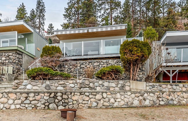 Lakeside Serenity Retreat 10 - Photo 14