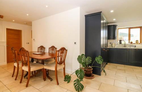 Yr Hen Dairy - Foto 9