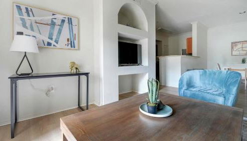 Landing Beautiful 2BD in Bee Cave - Photo 4, Other