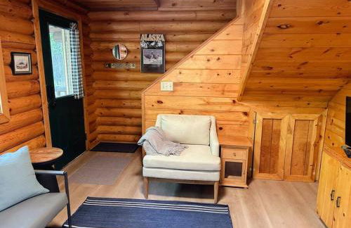 Cozy Cabin on Wooded Property - Foto 18