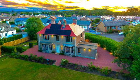 Red Roofs - 5BR Luxury - Large Gardens - EV Point - Near Edinburgh - Foto 4