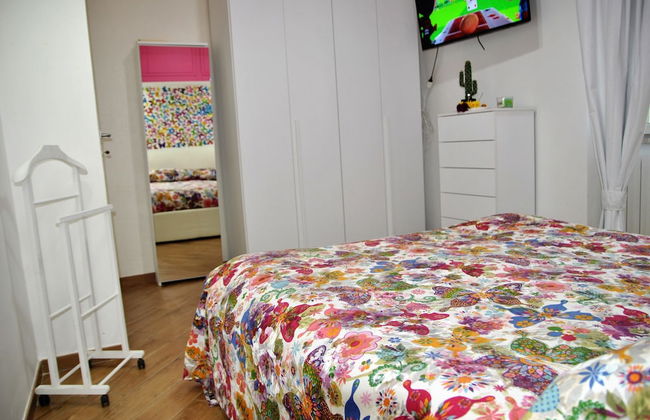 Villa Giselda With Private Pool and Outdoor Whirpool - Photo 2