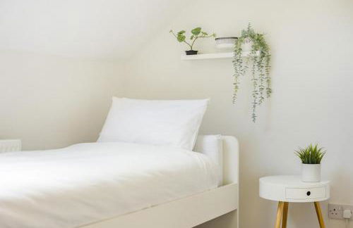 3 Bed in Whaley Bridge oc-h31967 - Photo 20