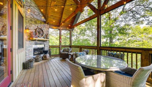 Hike and Boat Cozy Bear Lake Cottage! - Foto 1