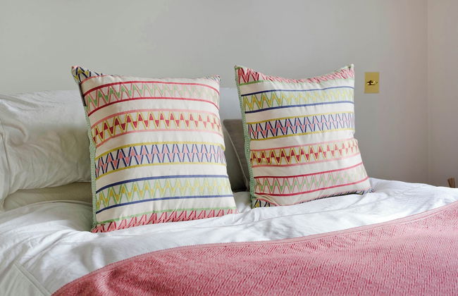 Central London 4BR Queens Park Family Home With Garden - Foto 30