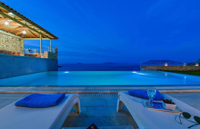 Villa with Striking views over the infinity Pool - Foto 56