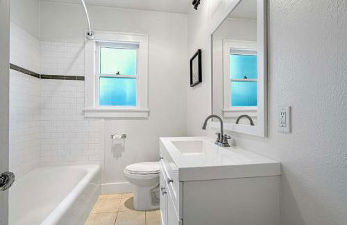 Charming and Spacious Seattle 3B3B Townhome - Foto 16