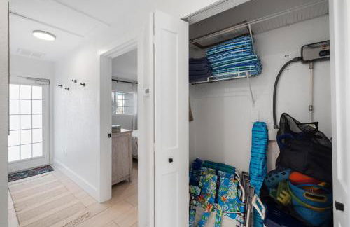 Heat of Siesta Village Walk to Beach w heated Pool - Foto 24