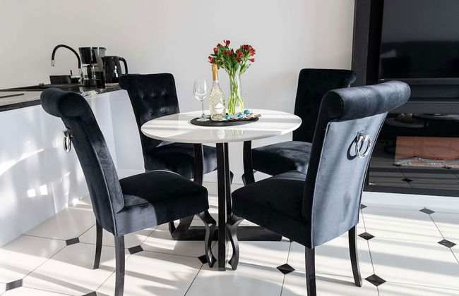 Apartment Overlooking the River, Sauna, Dziwnow - Photo 9