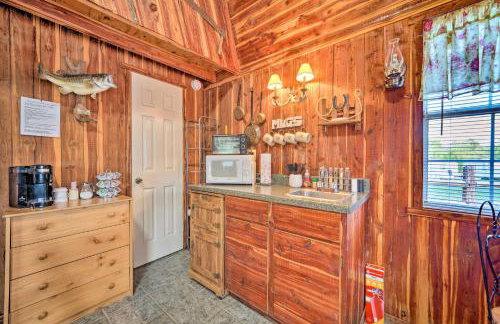 Hand-Built Black Fork Cabin 2 with Fire Pit! - Foto 12