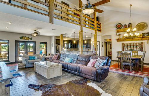 Hot Tub and Fire Pit Possum Kingdom Lake Retreat! - Foto 1