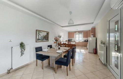 Spacious 3bd Apartment in Lefkakia, Nafplio - Photo 6