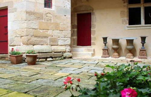 Charmante maison médiévale au cœur d'Hérisson - FR-1-489-606 - Foto 5