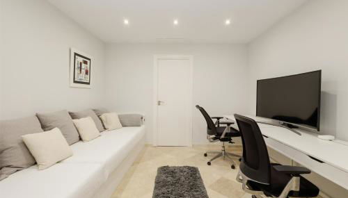 Private heatable infinity pool with sea views in La Mairena, Marbella - Foto 4