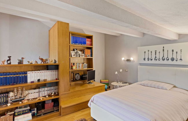 Belvilla by OYO Plush Holiday Home With Garden - Foto 2