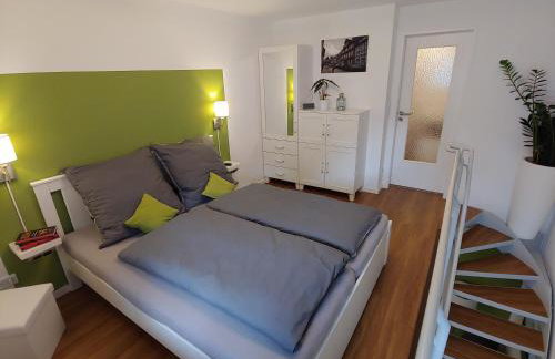 Galeriewohnung Ritter Ramm, Altstadtjuwel mit sonnigem Außensitzplatz und kostenlosem Parkplatz, Bahnhof fußläufig - Foto 2