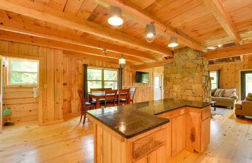 Peaceful Wine Country Cottage with Fire Pit in Olin! - Foto 10