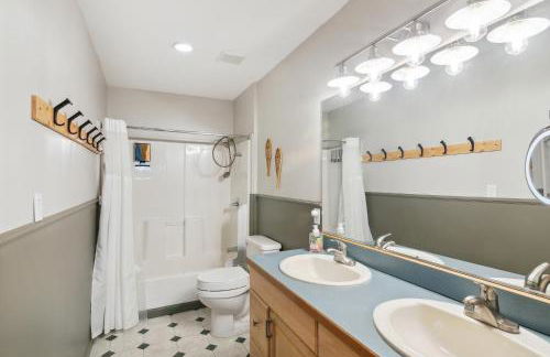 Single Tree Cottage - Walk to Downtown Chama! - Foto 14