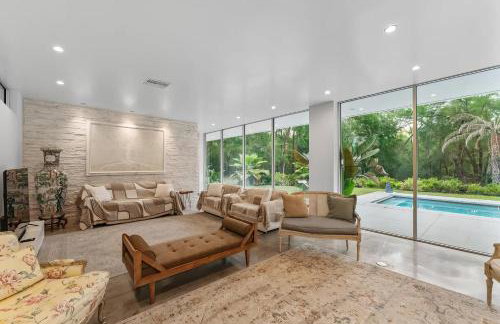 Floral City Oasis - Pool, BBQ Area & Forest View - Foto 34