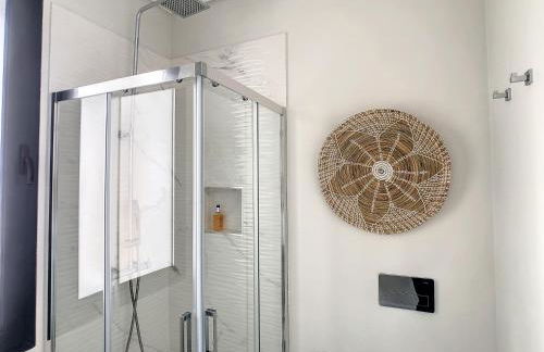 Noah - Private Sunset Hideaway by LovelyStay - Photo 26