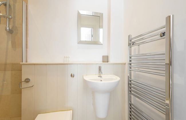 Host Stay Bond End - Photo 18