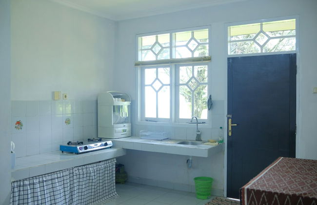 Villa ChavaMinerva Hanni Ciater with Pool - Foto 8