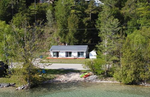 Lake Escape - Private Lakefront with Kayaks! - Photo 6