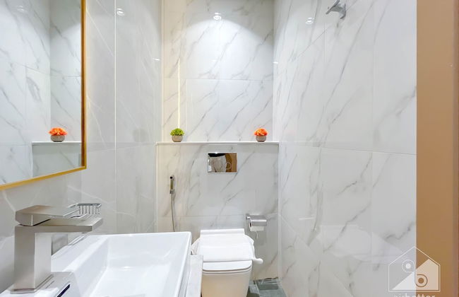 Luxury 1B With Balcony in Blue Wave Tower Dubai - Photo 17