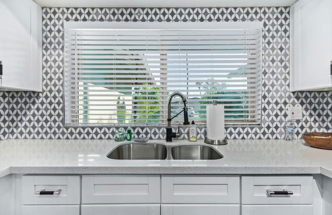 Palm Tree Paradise Heated spa Pool Firepit - Foto 23