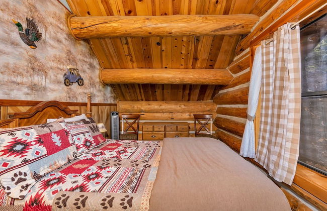 The Log Home Quintessential Log Cabin in Ynp! - Foto 6