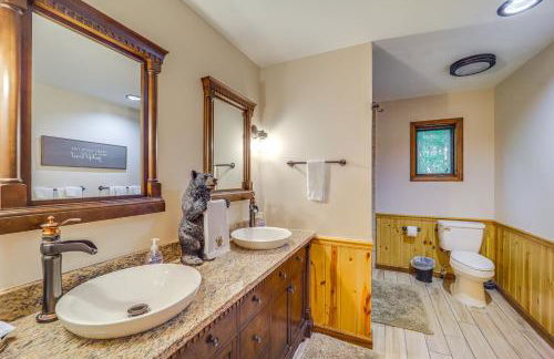 Senic Views, Game Room! Family Cabin in Deep Gap - Foto 15