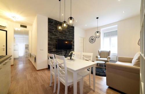 Lumi Primorska - Bright & Peaceful Courtyard Apartment - Foto 10