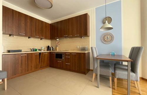 Klimatyzowany apartament przy plaży - 2 sypialnie, basen, garaż, Villa 4 Pory Roku - Foto 10