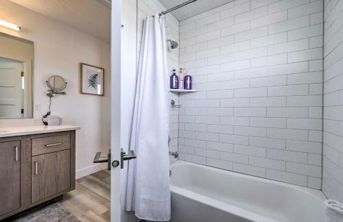 Spacious St George Townhome with Grill and Views! - Foto 28