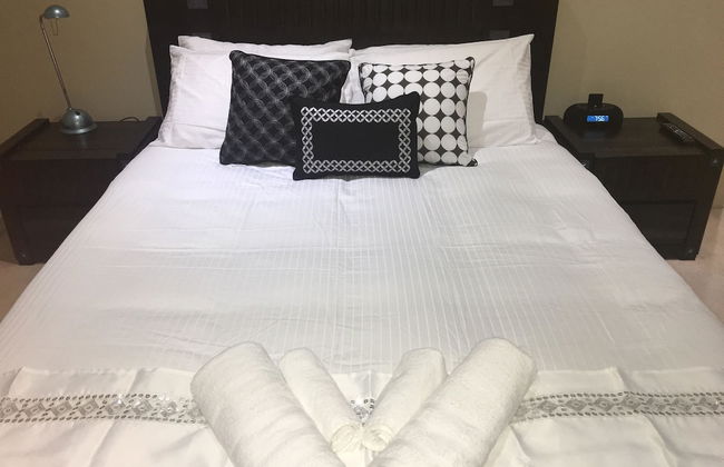 Luxury Bungalow - Photo 7