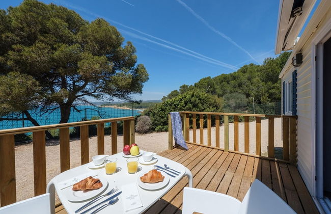 Beautiful Wooden Bungalow With Shared Pool - Foto 25