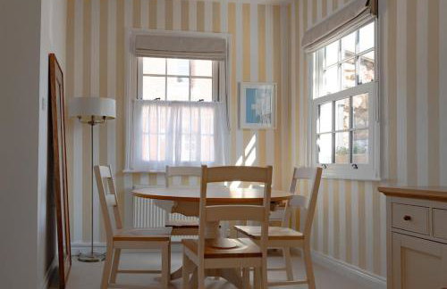 Charming Kenton Cottage - Foto 11