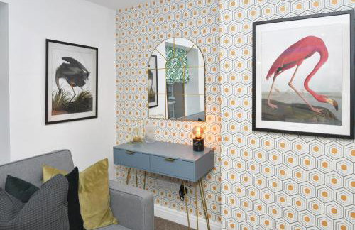 Antrobus Deluxe Apartments by YourStays - Photo 31