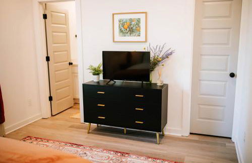 Artist Retreat Near Downtown, Stadium & UGA - Photo 23