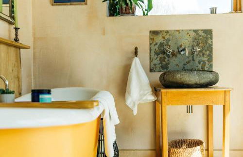 Romantic Country Annex With Views - 10 min to Bath - Foto 25